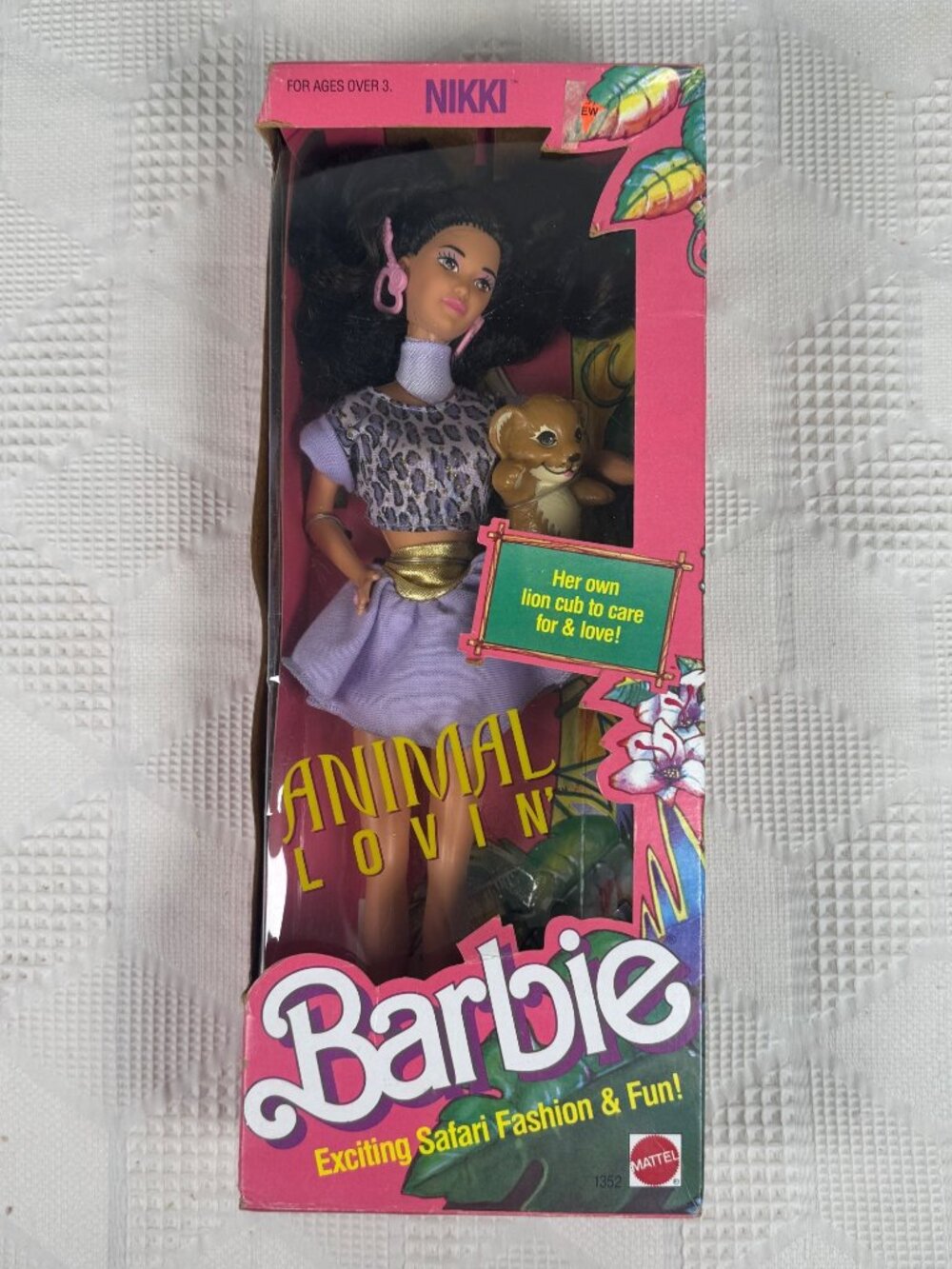 Animal Lovin Nikki Barbie Doll w Lion Cub By Mattel 1994 Safari Fashion 1352 NIB